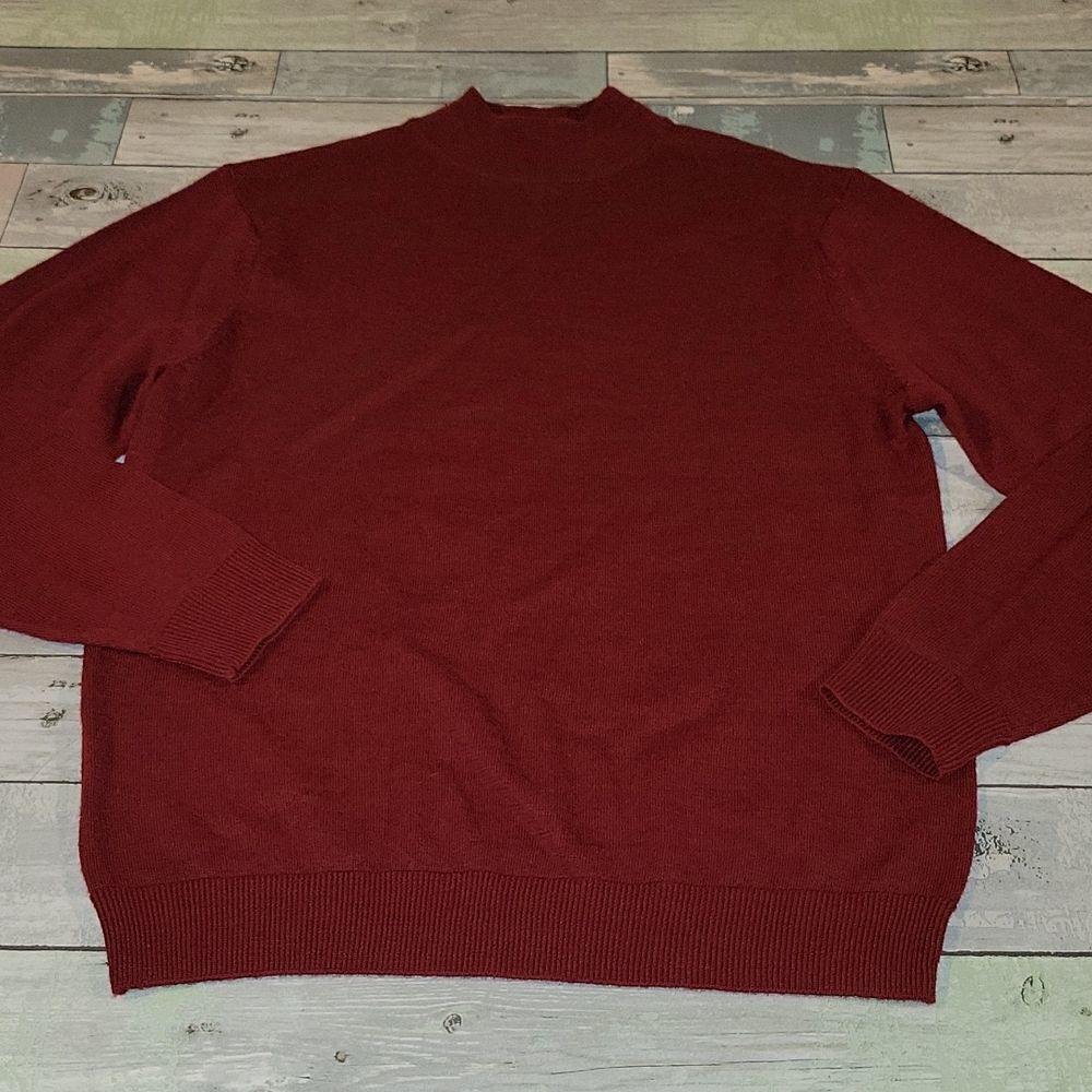 Turnbury Extra Fine Merino Wool Sweater Small